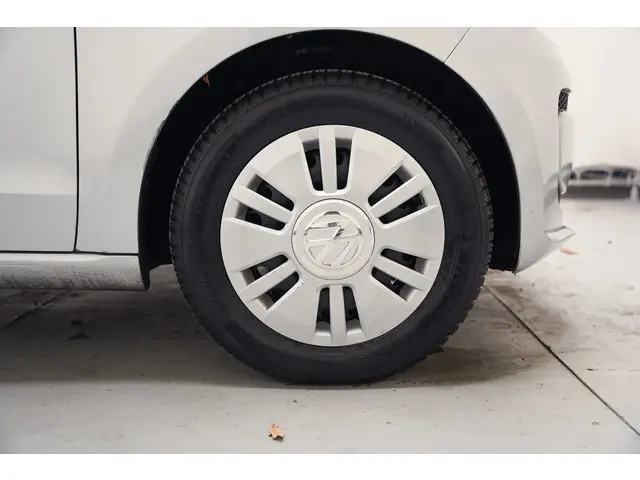 Volkswagen up! UP [ Automaat Navigatie Airco ] 2015 Benzine 26