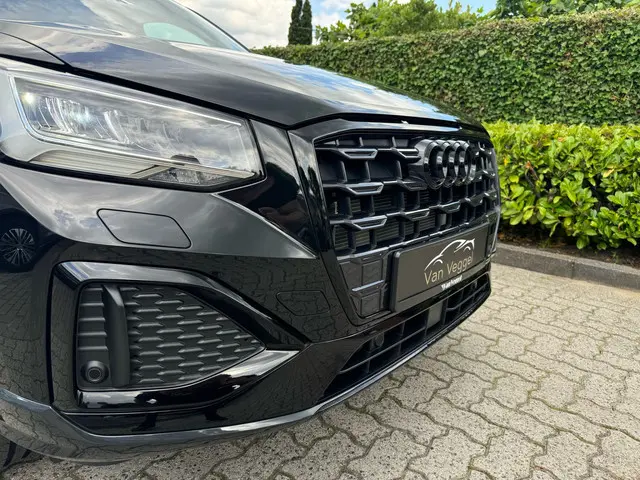 Audi Q2 35 TFSI S Edition 2024 Benzine 12
