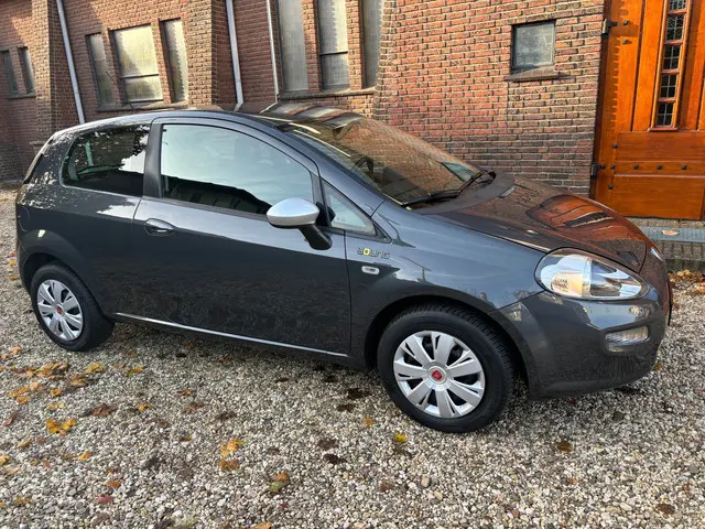 Fiat Punto Evo 1.2 Street | AIRCO | ZEER NETJES | 2014 Benzine 7