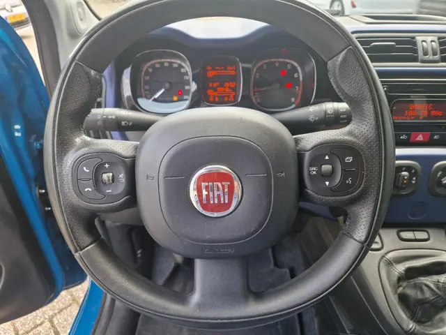 Fiat Panda 0.9 TwinAir Lounge | Trekhaak 2012 Benzine 11