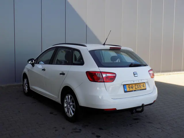 SEAT Ibiza ST 1.2 TSI Enjoy 2013 Benzine 4