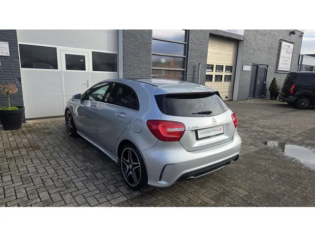 Mercedes-Benz A-Klasse 200 AMG Sport 2013 Benzine 4