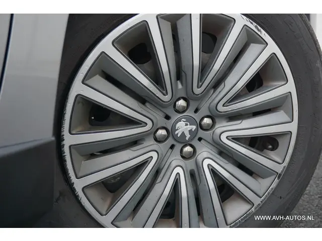 Peugeot 2008 1.2 PureTech Style 2016 Benzine 10