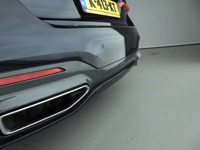 BMW 7 Serie 750i xDrive 2021 Benzine 57