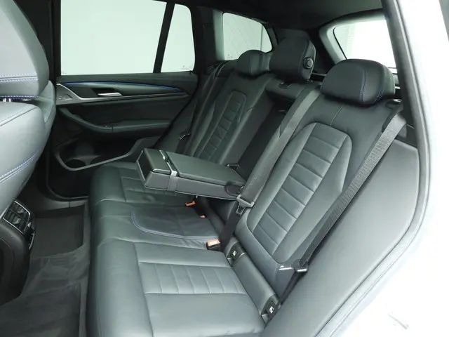 BMW iX3 High Executive 80 kWh 2022 Elektrisch 8