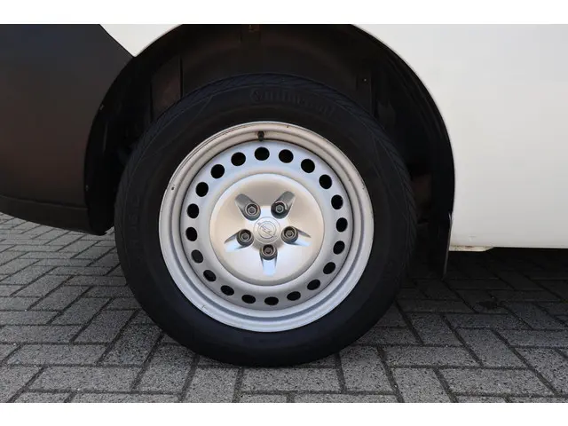 Opel Combo 1.6 CDTi L2H1 Edition 2019 Diesel 23