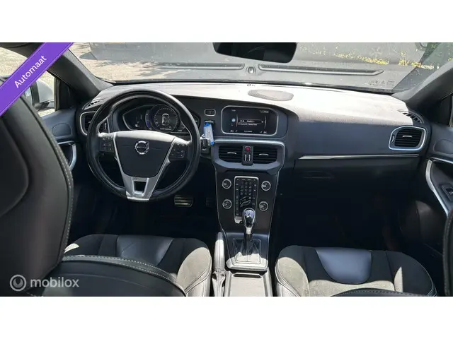 Volvo V40 1.5 T3 Polar+ Sport 2019 Benzine 20