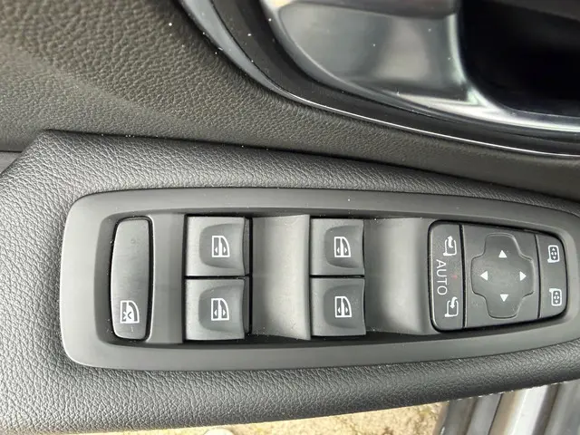 Renault Scénic 1.2 TCe Bose 2017 Benzine 15