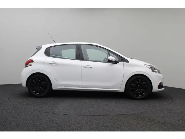Peugeot 208 1.2 PureTech Blue Lion 2017 Benzine 16