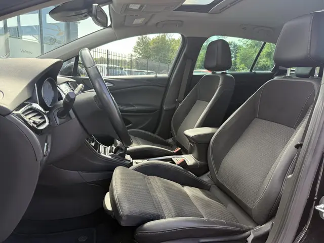 Opel Astra Sports Tourer 1.4 Innovation 2017 Benzine 6
