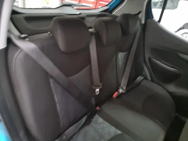 Opel KARL 1.0 ecoFLEX 120 Jaar Edition 2019 Benzine 15