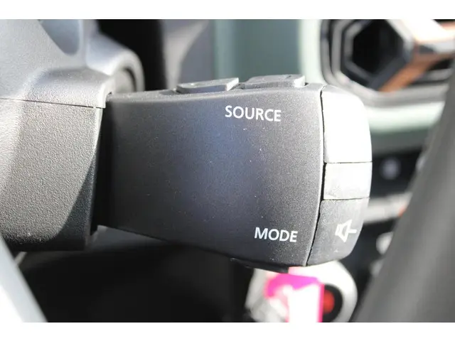 Dacia Spring Extreme 65 26.8 kWh 2025 Elektrisch 27