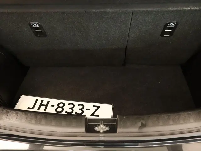 Suzuki Swift 1.2 Exclusive 2015 Benzine 19