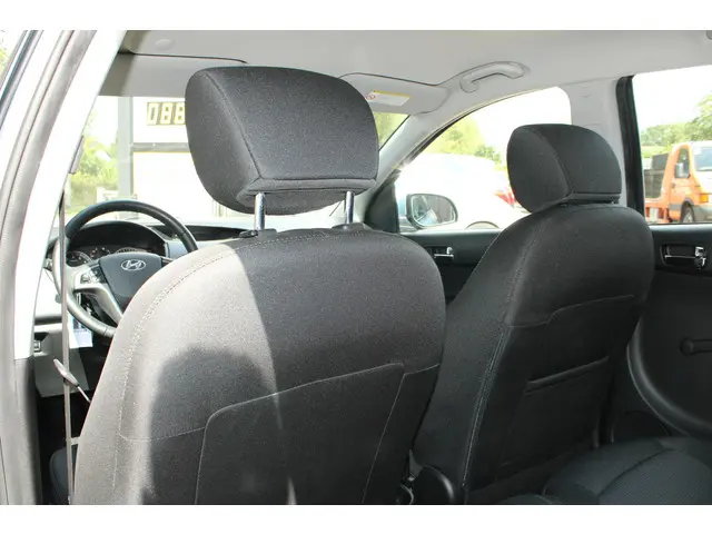 Hyundai i20 1.4i 2014 Benzine 13