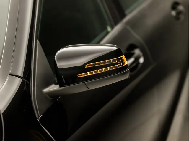 Mercedes-Benz A-Klasse 180 Black Sport 2013 Benzine 29