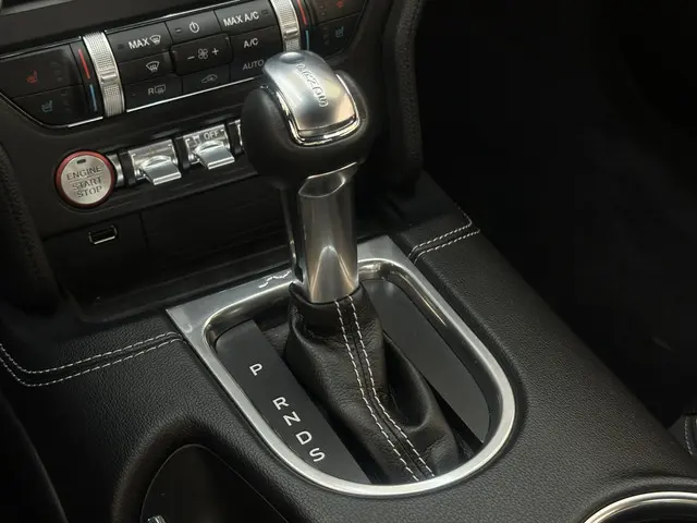 Ford Mustang 5.0 V8 GT Performance 2024 Benzine 25