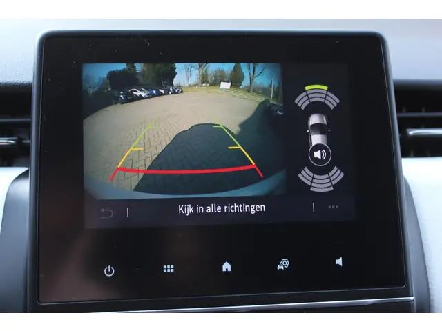 Renault Clio 1.0 TCe 90 Evolution 2023 Benzine 18