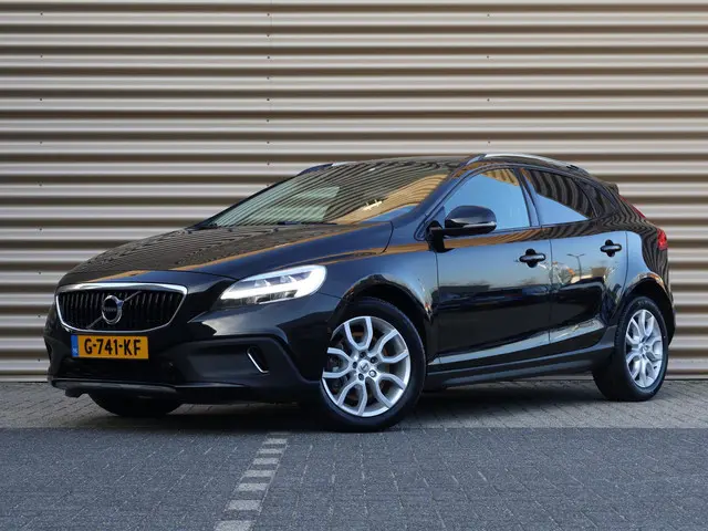 Volvo V40 Cross Country T3 Polar+ Luxury 2019 Benzine 12
