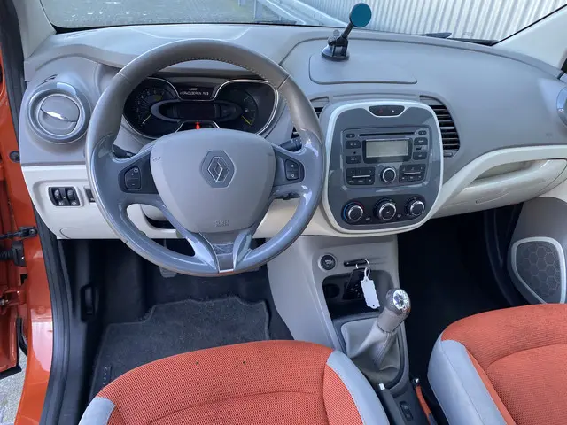 Renault Captur 0.9 TCe Expression 2014 Benzine 4