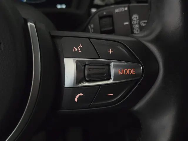 BMW X1 xDrive25e Sport Line 2022 Hybride Benzine 21
