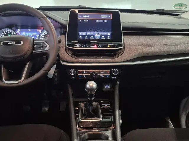 Jeep Compass 1.3T Longitude 2022 Benzine 10