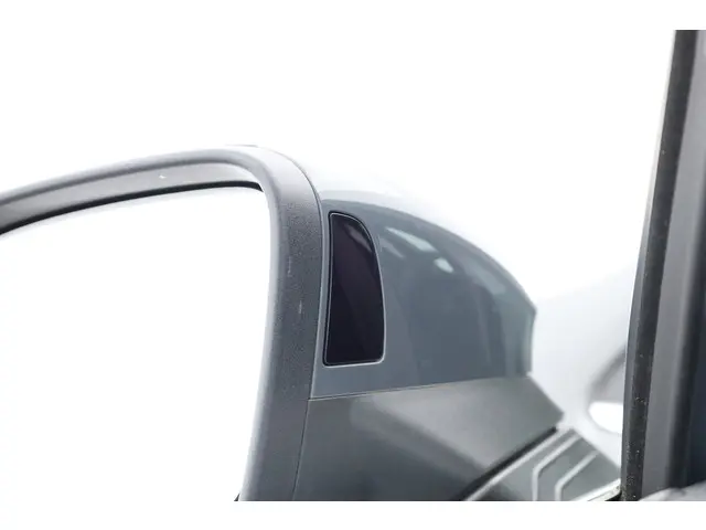 Volkswagen Golf 1.5 eTSI Style DSG 2020 Benzine 10