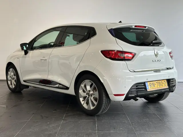 Renault Clio 0.9 TCe Limited 2018 Benzine 6