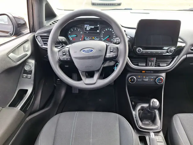 Ford Fiesta 1.1 Trend 2018 Benzine 17