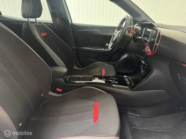 Opel Mokka-e GS Line 50-kWh 11kw bl. 2022 Elektrisch 13