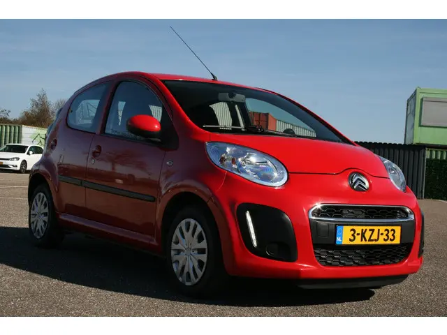 Citroën C1 1.0 Collection / airco / e. ramen / cv 2013 Benzine 3