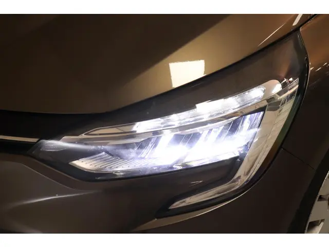 Renault Clio 1.0 TCe Zen 2020 Benzine 24