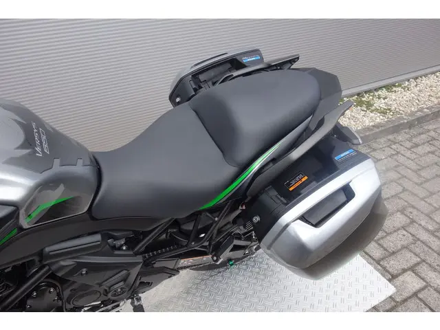 Kawasaki Versys 650 GRAND TOURER 2019 Benzine 22