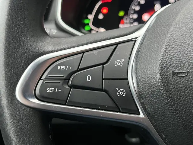 Renault Clio 1.0 TCe Intens 2020 Benzine 23