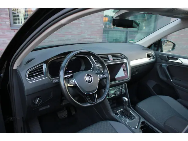 Volkswagen Tiguan 1.4 TSI ACT Highline 2017 Benzine 12