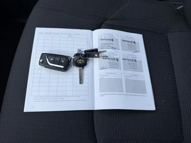 Toyota C-HR 1.2 Turbo 116 PK Comfort 2019 Benzine 19