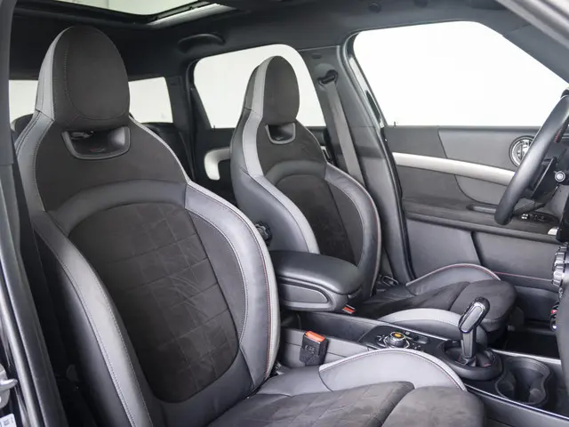 MINI Countryman Cooper S Aut. 2021 Benzine 8