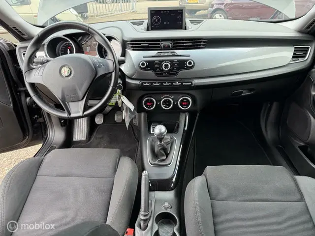 Alfa Romeo Giulietta 1.4 T Progression airco 2012 Benzine 14