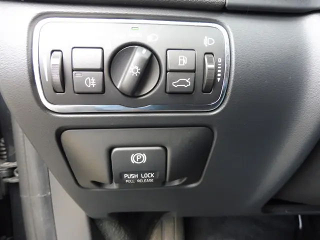 Volvo V60 1.6 T4 Kinetic 2013 Benzine 17