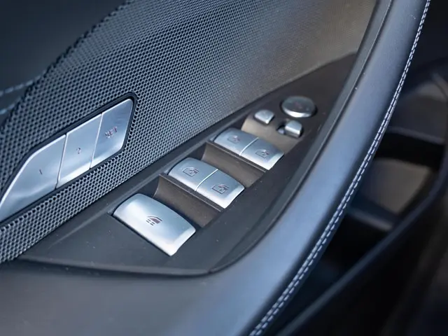 BMW M4 Cabrio xDrive Competition 2022 Benzine 36