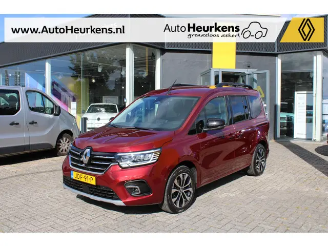 Renault Kangoo Family TCe 130 Techno 2022 Benzine