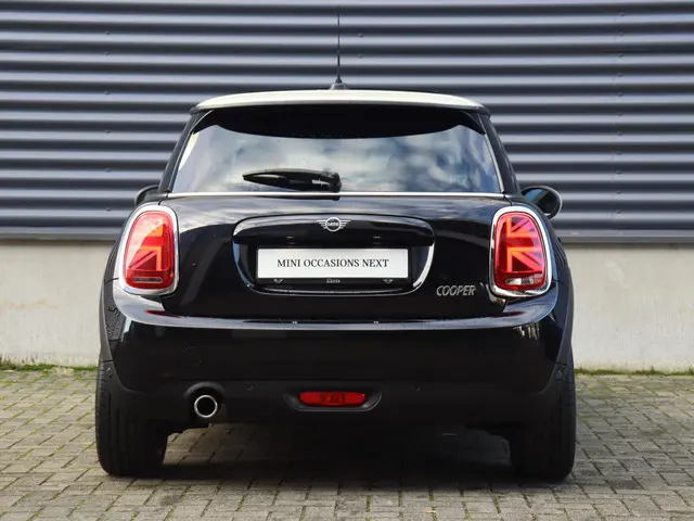 MINI 3-Deurs Cooper 2019 Benzine 4