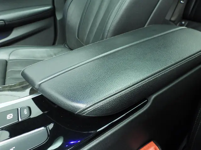 BMW 5 Serie 540i High Executive 2018 Benzine 41