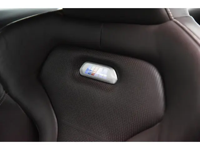 BMW M4 4-serie Coupé Competition 2017 Benzine 32