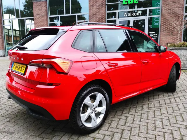 Škoda Kamiq 1.0 TSI DSG Sport Business 2021 Benzine 6