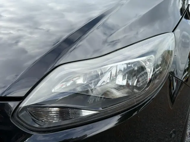 Ford Focus Wagon 1.6 EcoBoost Titanium 2012 Benzine 33