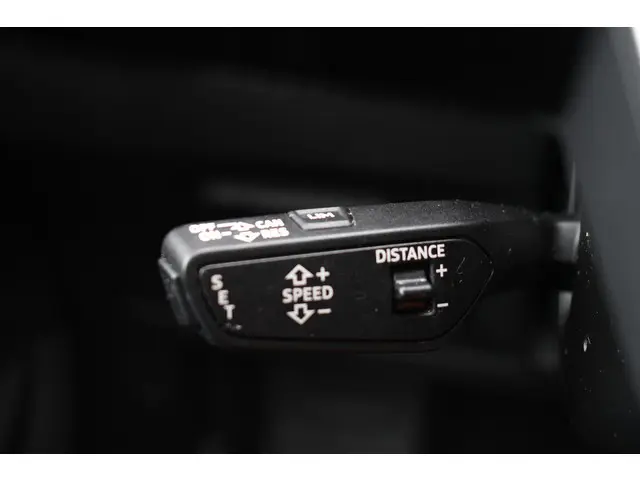 Audi e-tron 55 quattro S-Edition 2019 Elektrisch 16