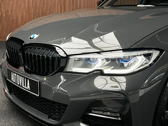 BMW 3 Serie 320i M-sport 2019 Benzine 30