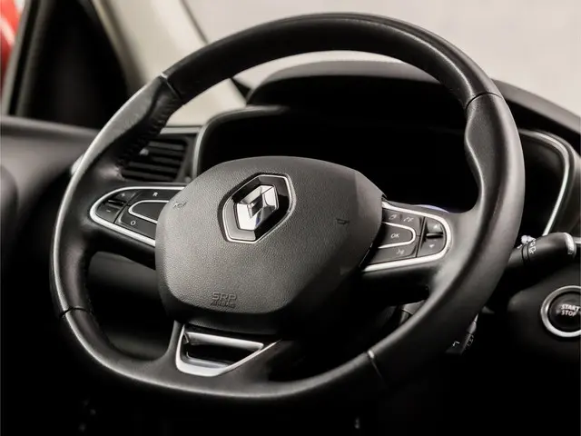 Renault Kadjar 1.2 TCe Intens 2015 Benzine 17