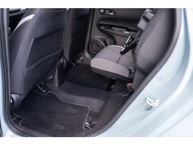Honda Jazz 1.5i e:HEV CROSSTAR 2022 Hybride Benzine 37