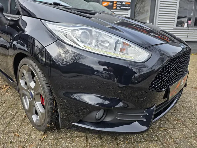 Ford Fiesta 1.6 ST2 2014 Benzine 20